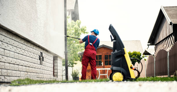 Why Choose Our Certified Pressure Washing Experts for Your Project Needs in Biltmore Forest, NC?